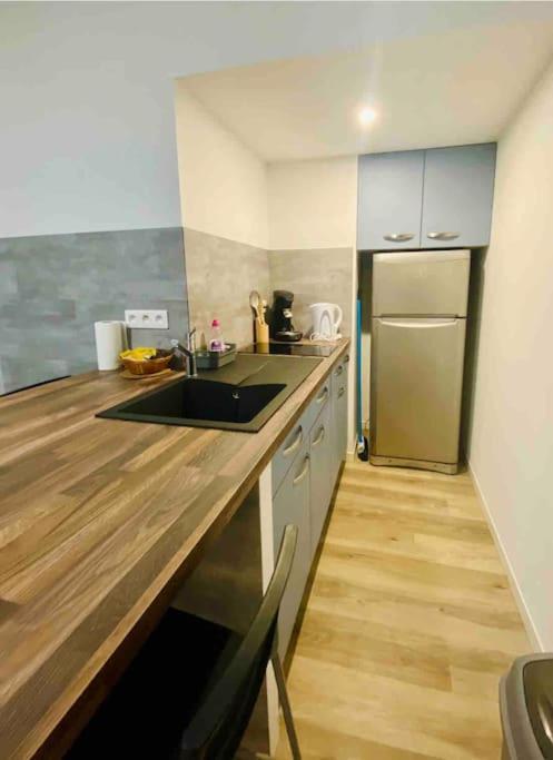 Apartament T2 Neuf Pour 4 Pers , Bien Place Et Parking Gratuit Tuluza Zewnętrze zdjęcie